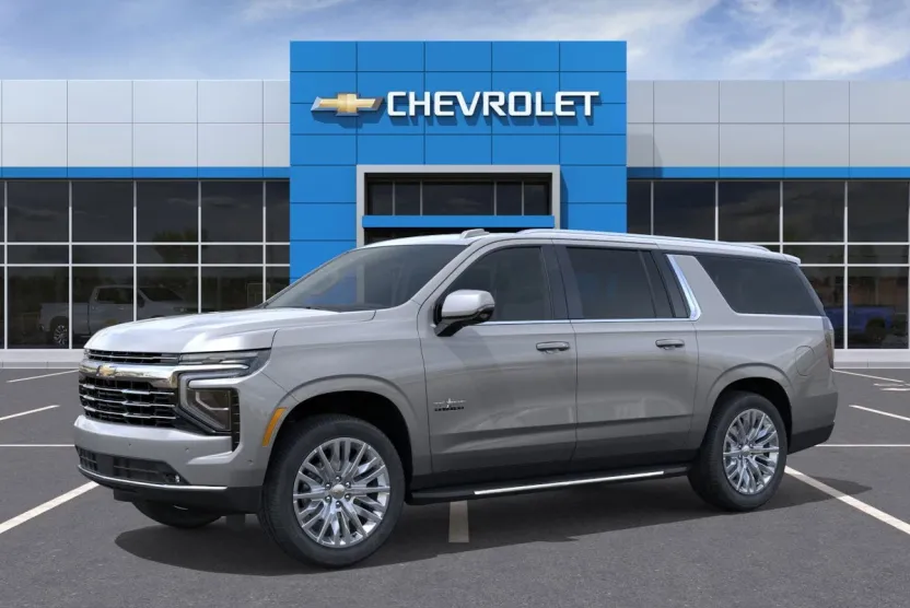 2026 Chevrolet Suburban LT photo 1