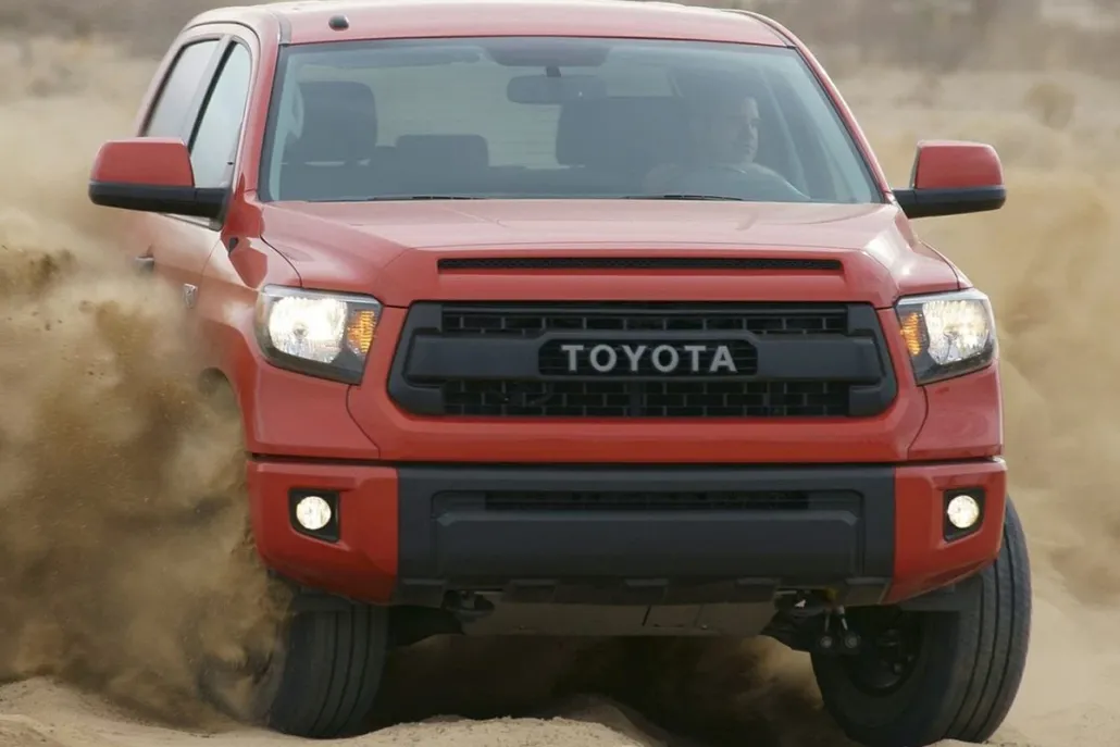 2017 Toyota Tundra SR5 photo 1