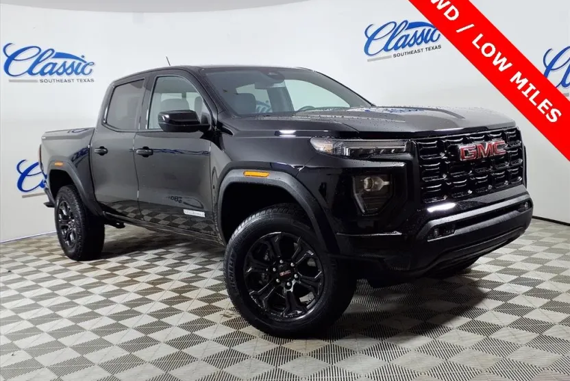 2024 Gmc Canyon Elevation photo 1