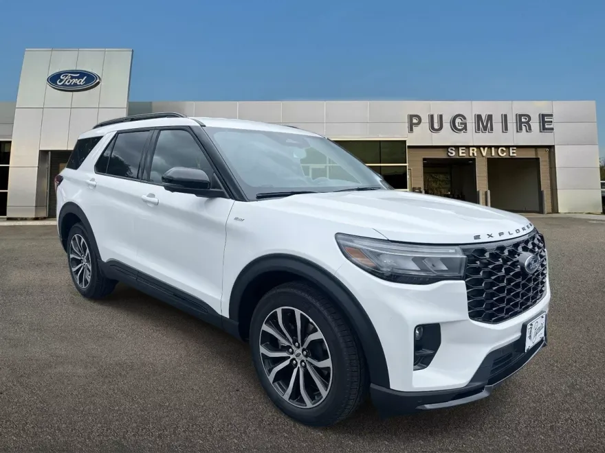 2025 Ford Explorer ST-Line photo 1