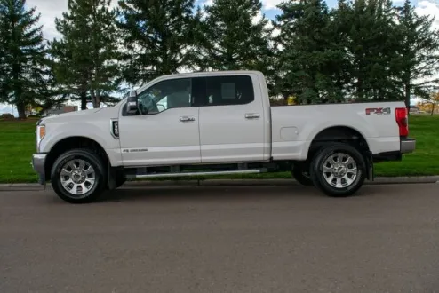 2018 Ford F-350 Lariat photo 3