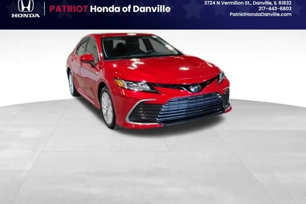 2024 Toyota Camry LE photo 1