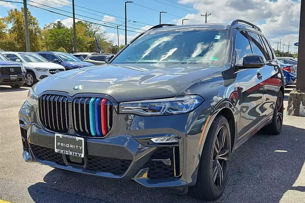 2021 Bmw X7 M50i photo 1