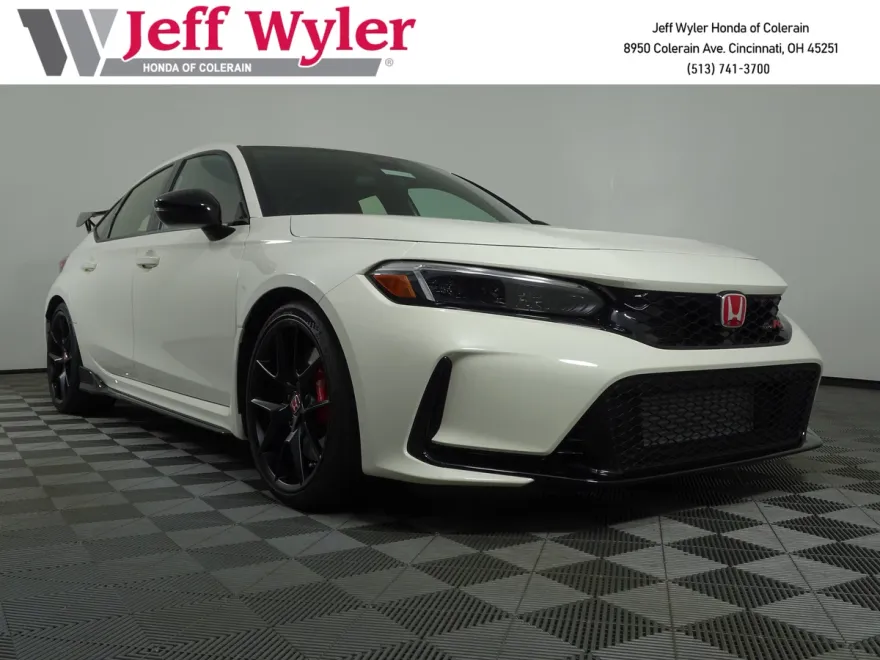2025 Honda Civic Type R photo 1
