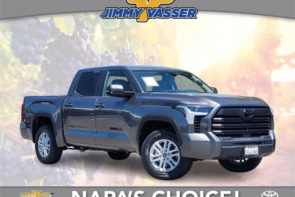 2022 Toyota Tundra SR5 photo 1