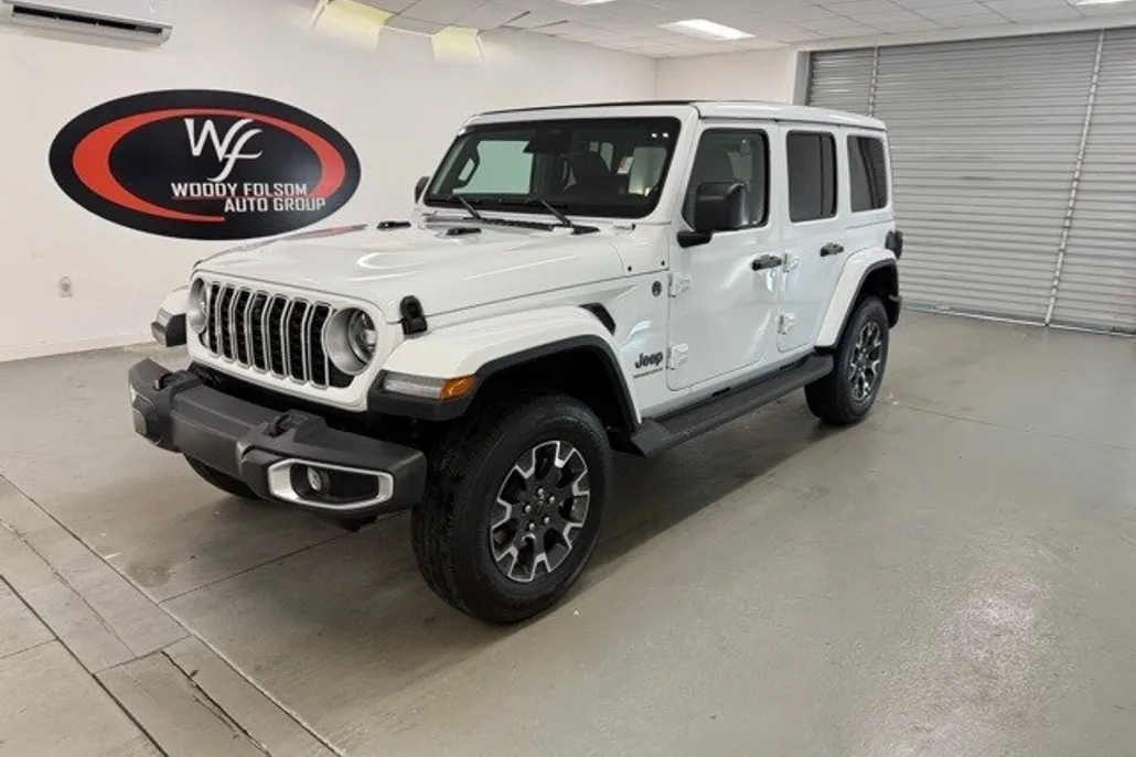 2025 Jeep Wrangler Sahara photo 1