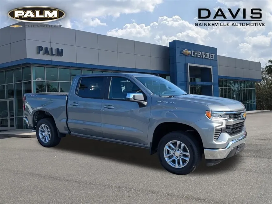 2025 Chevrolet Silverado 1500 LT photo 1