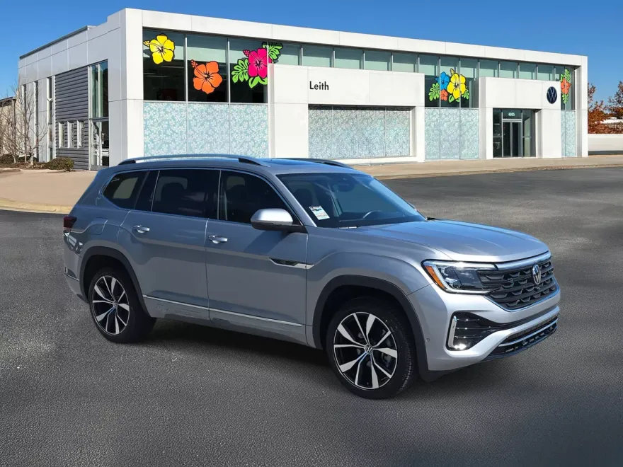 2024 Volkswagen Atlas SEL Premium R-Line photo 1