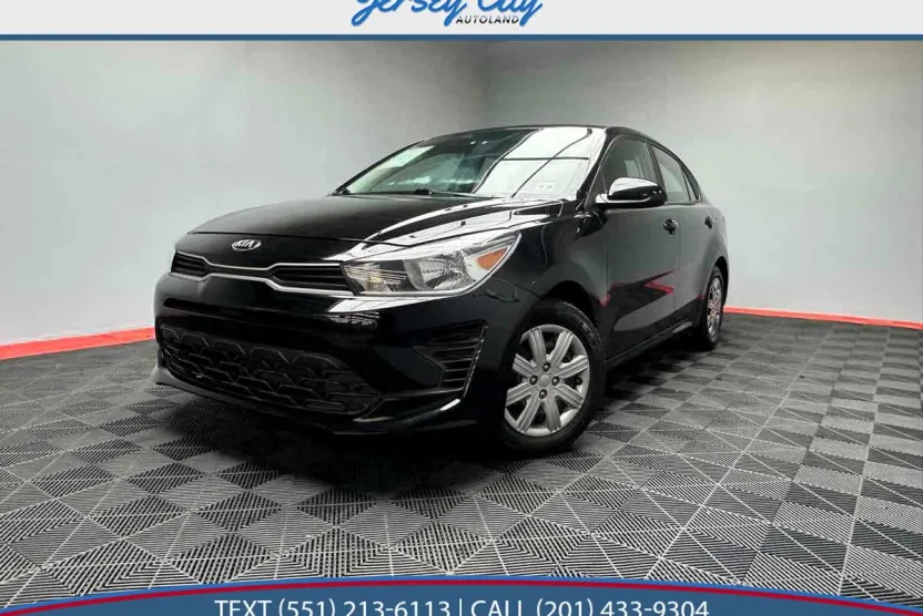 2021 Kia Rio S photo 1