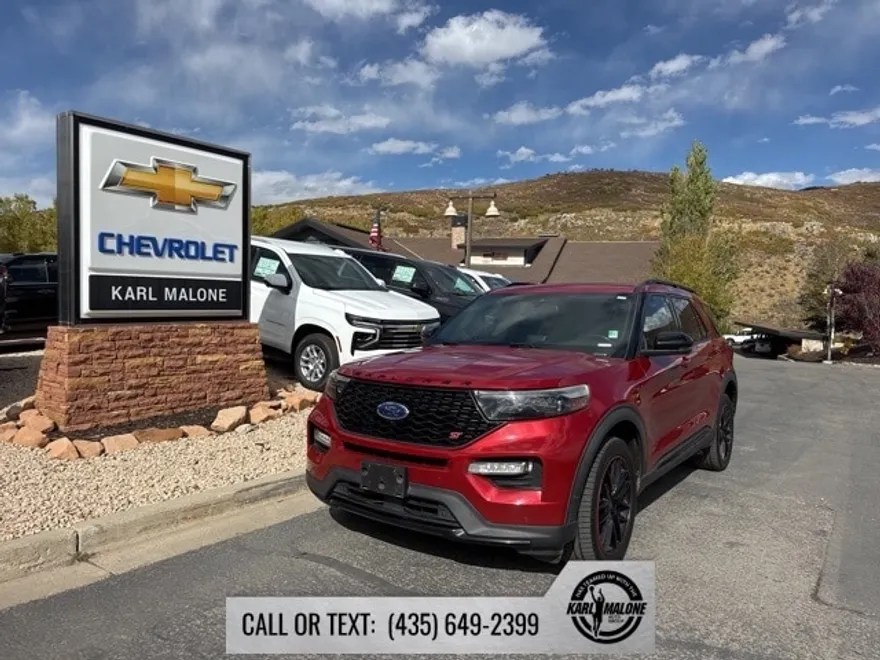 2020 Ford Explorer ST photo 1