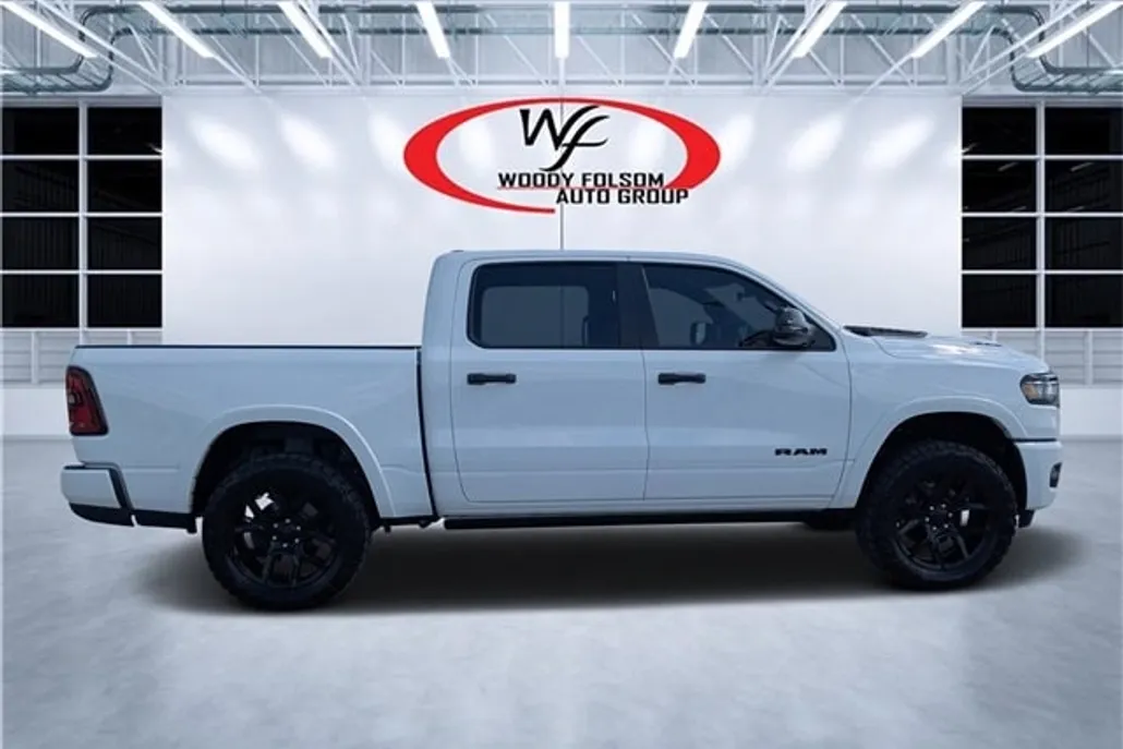 2025 Ram 1500 Laramie photo 1