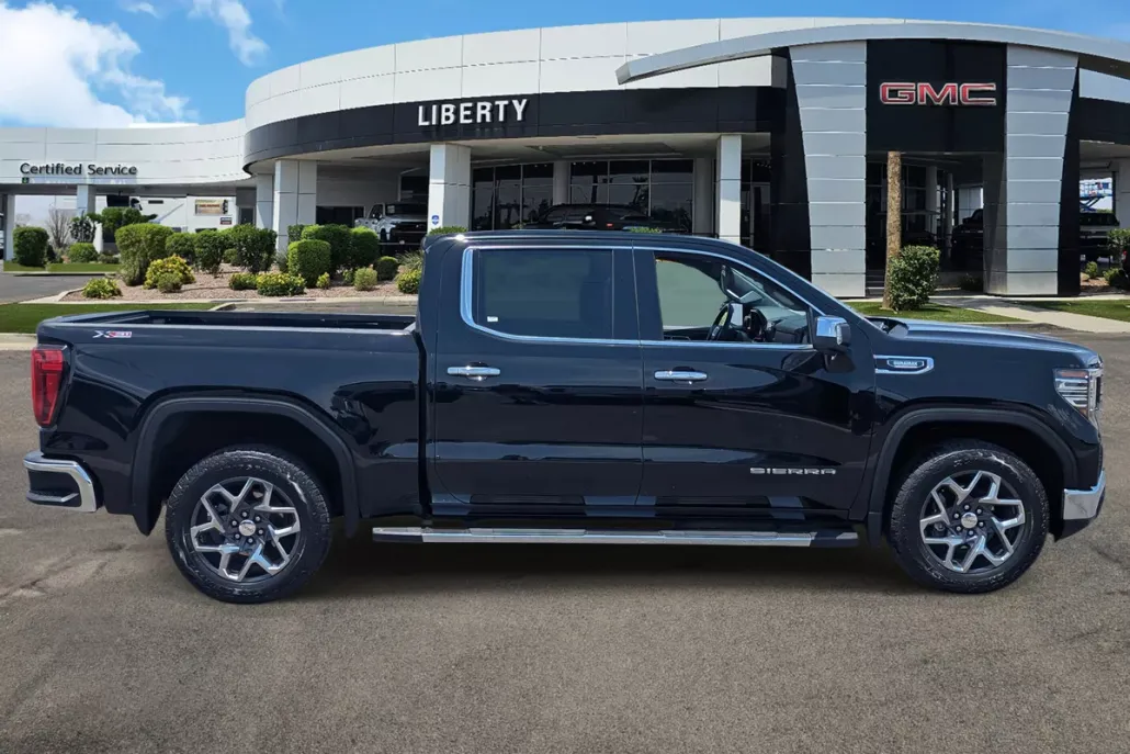 2023 Gmc Sierra 1500 SLT photo 1