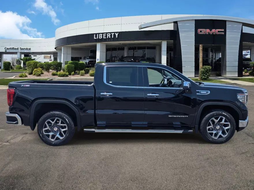 2023 Gmc Sierra 1500 SLT photo 1