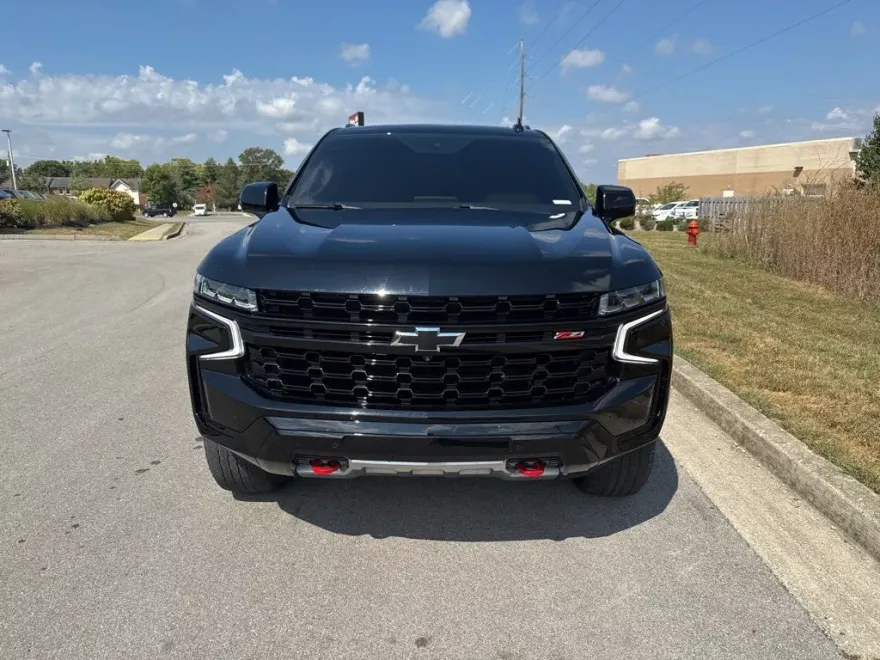 2023 Chevrolet Tahoe Z71 photo 1
