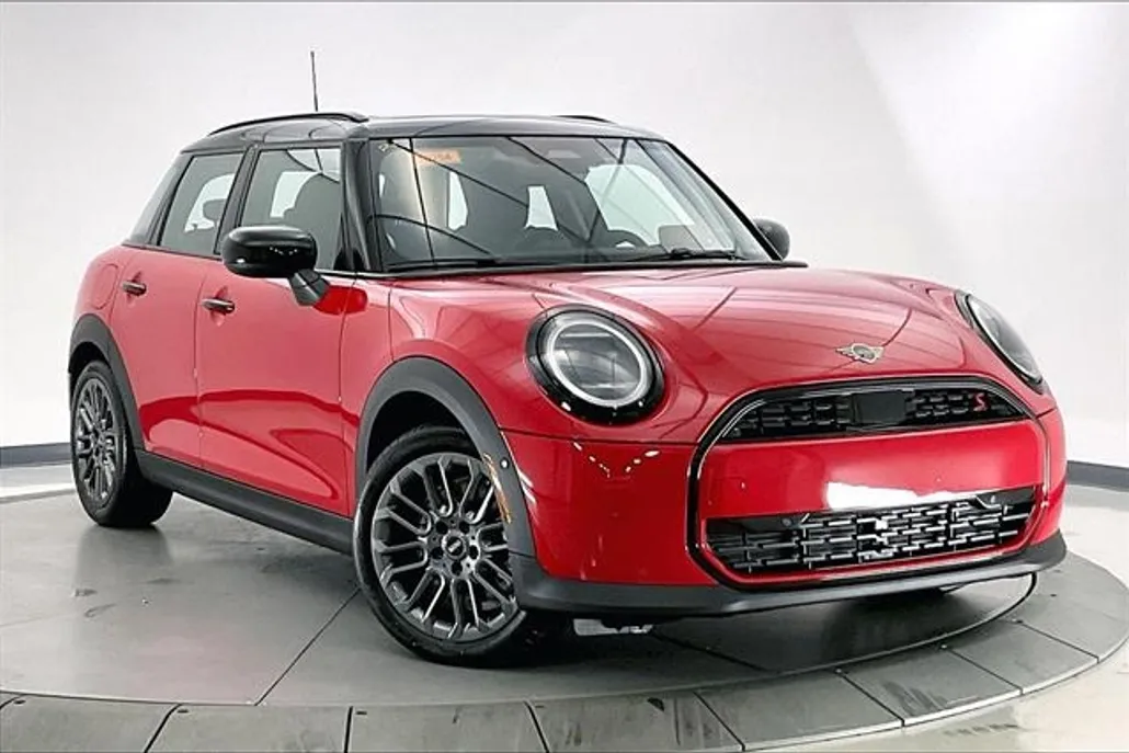 2025 Mini Cooper Hardtop Signature photo 1