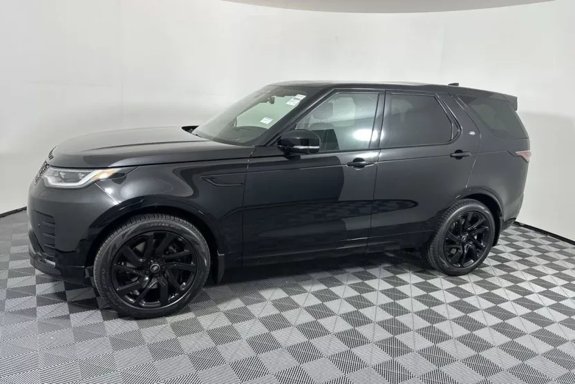 2025 Land Rover Discovery SE photo 1