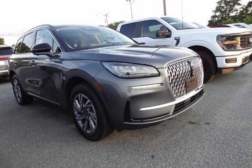 2025 Lincoln Corsair Premiere photo 1