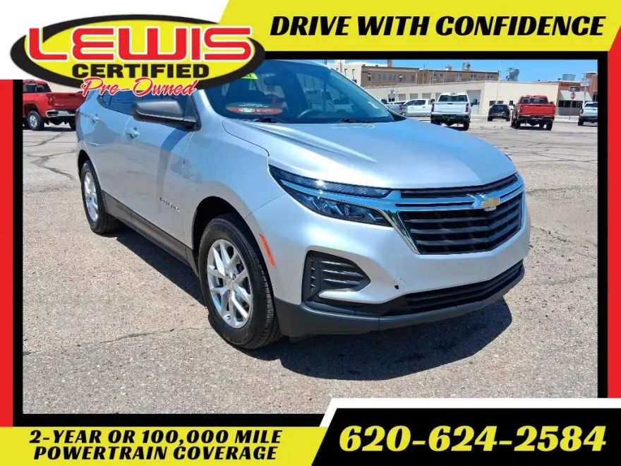 2022 Chevrolet Equinox LS photo 1