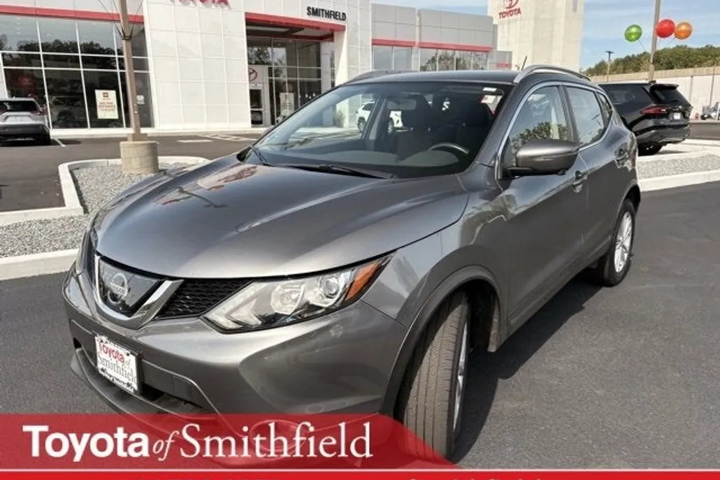 2018 Nissan Rogue Sport SV photo 1