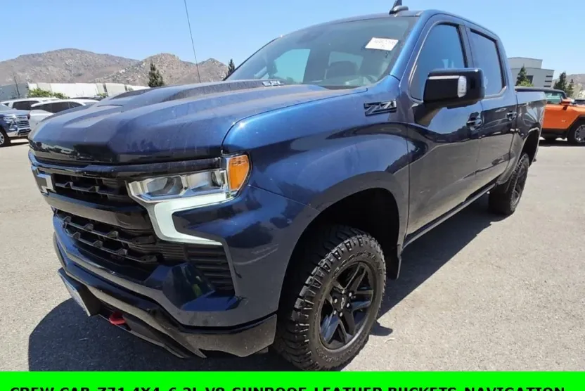 2022 Chevrolet Silverado Trail Boss LT photo 1
