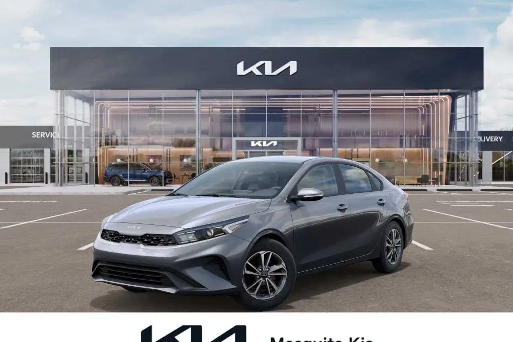 2024 Kia Forte LXS photo 1