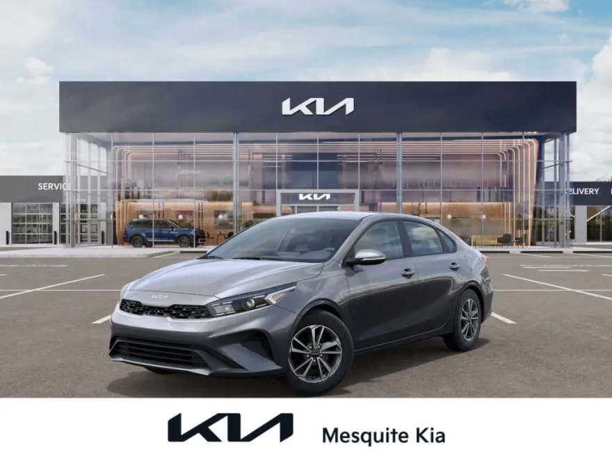 2024 Kia Forte LXS photo 1