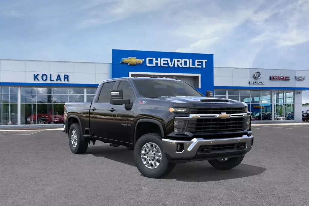 2026 Chevrolet Silverado 3500HD LT photo 1