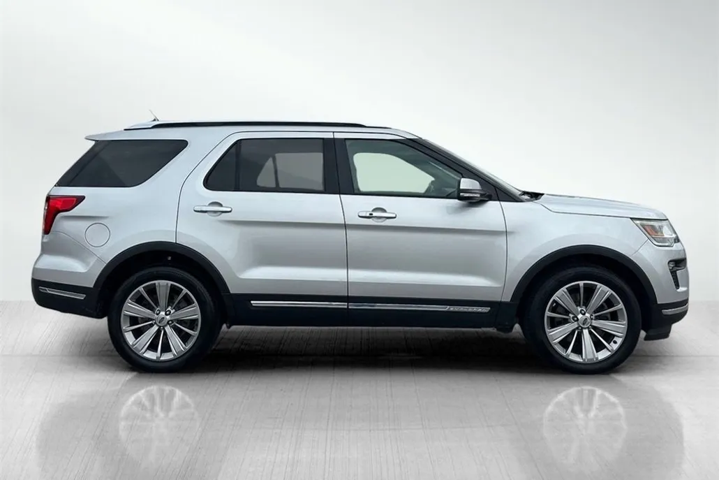2018 Ford Explorer Limited photo 1