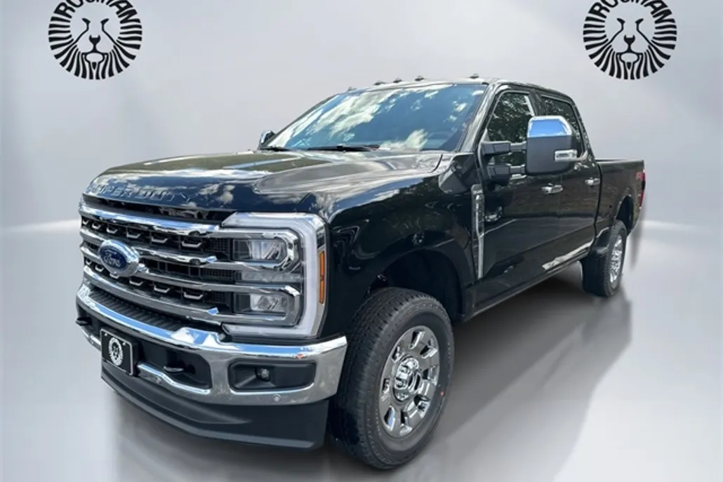 2025 Ford F-350 King Ranch photo 1