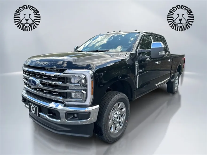2025 Ford F-350 King Ranch photo 1