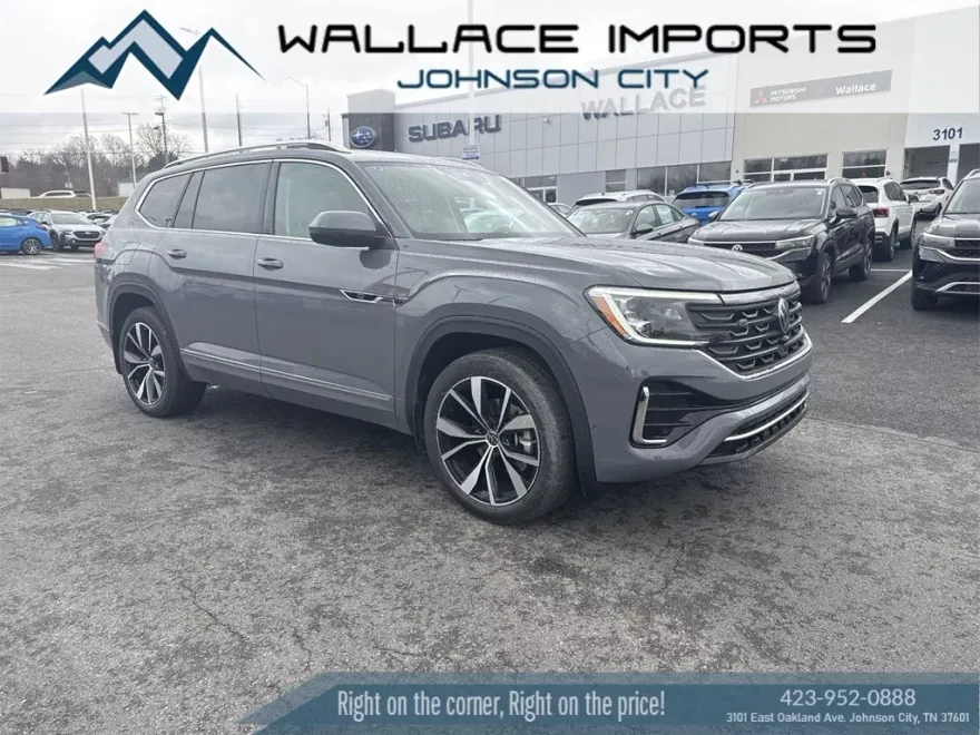 2025 Volkswagen Atlas SEL Premium R-Line photo 1