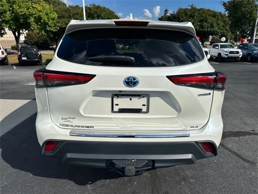 2021 Toyota Highlander Hybrid XLE photo 1