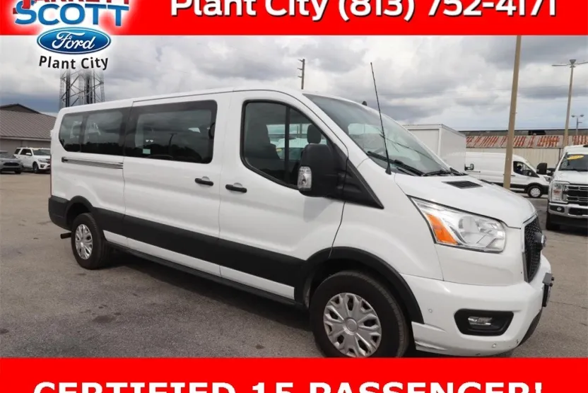 2021 Ford Transit Passenger XLT photo 1