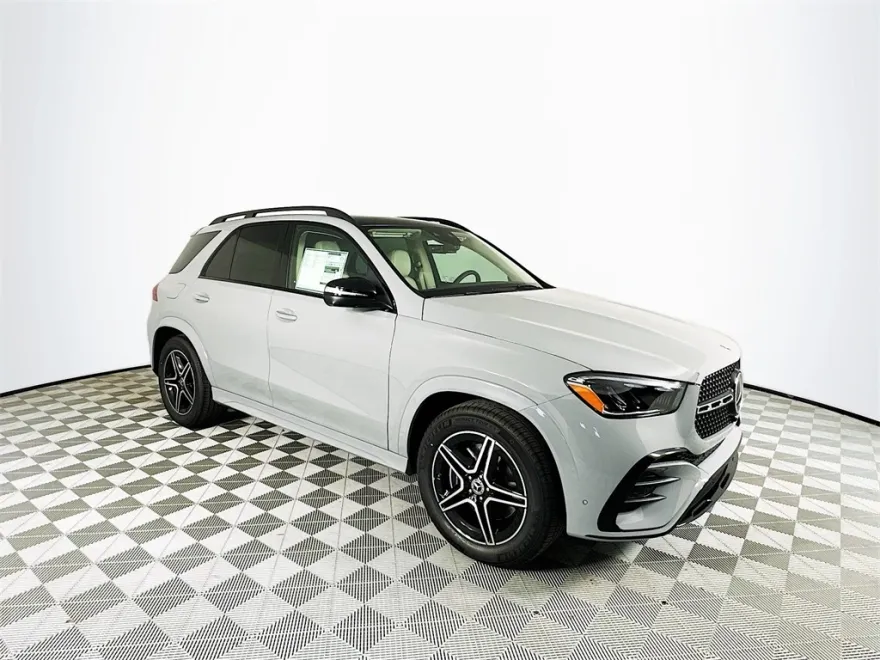 2026 Mercedes Benz GLE 450 4MATIC photo 1