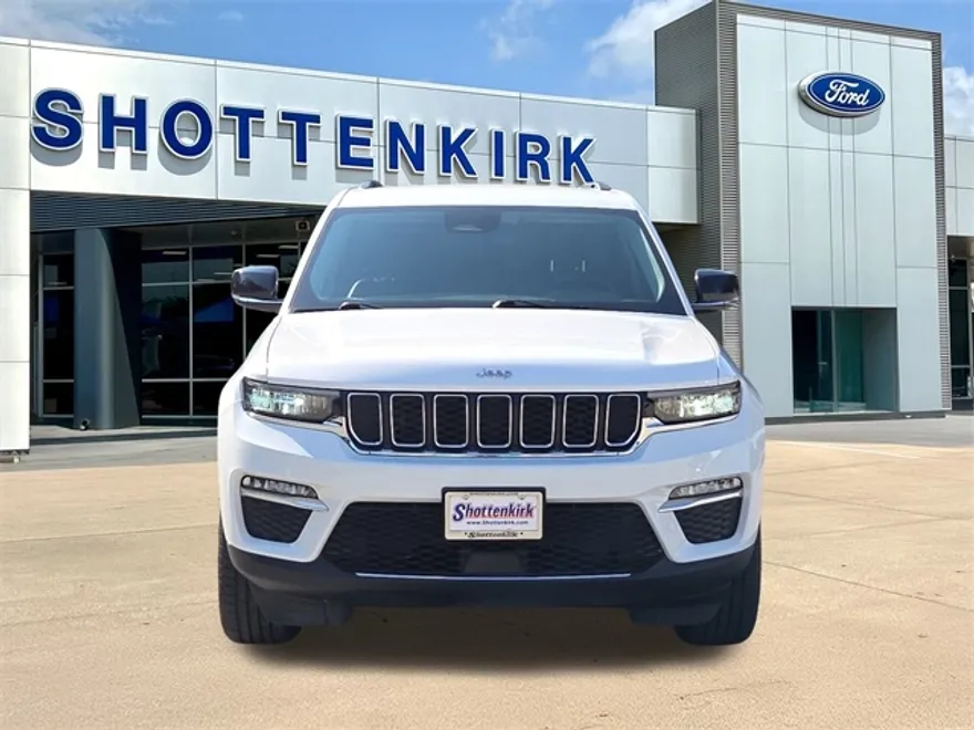 2023 Jeep Grand Cherokee Limited photo 1