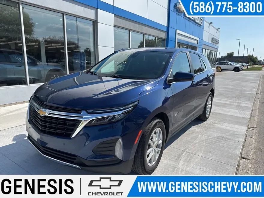 2022 Chevrolet Equinox LT photo 1