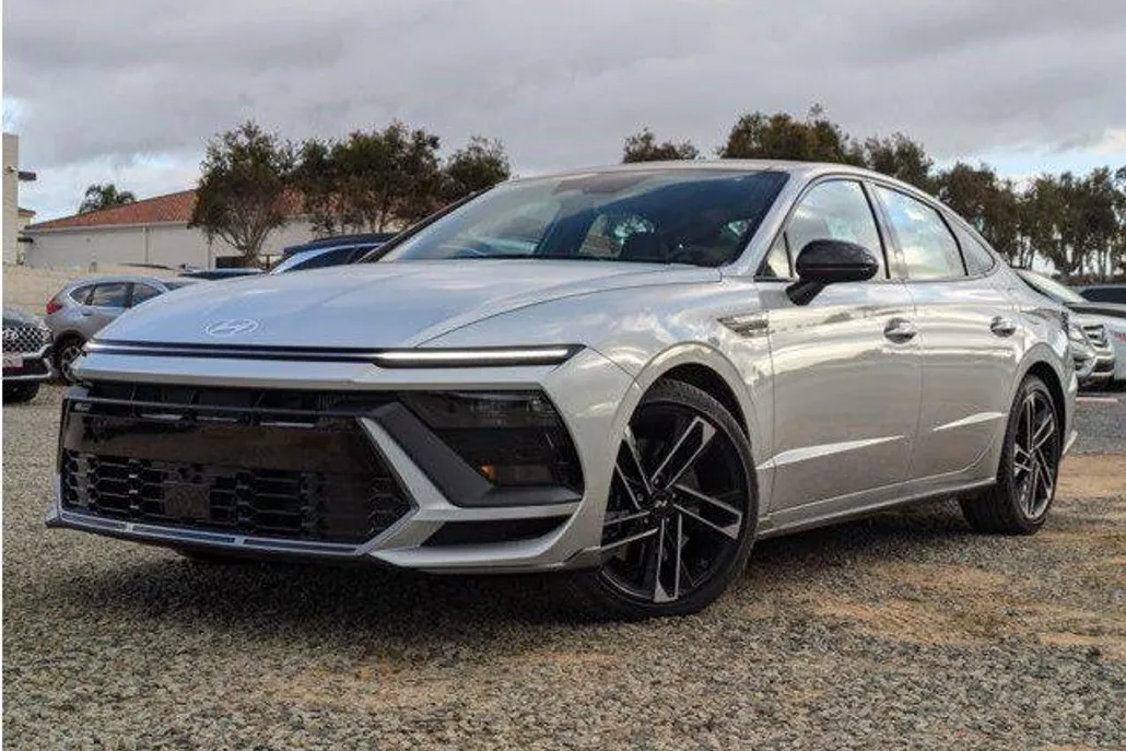 2025 Hyundai Sonata N Line photo 1