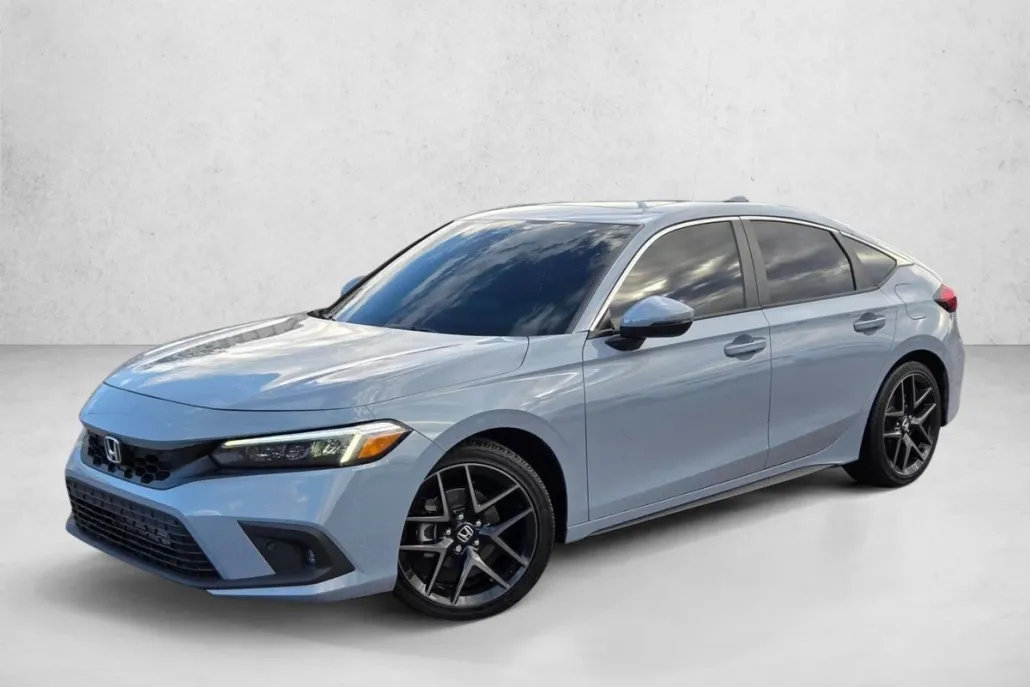 2024 Honda Civic Sport Touring Hatchback photo 1