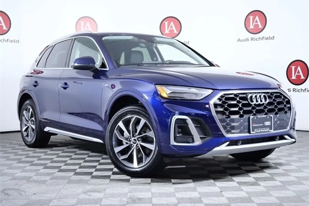 2022 Audi Q5 45 S line Premium photo 1