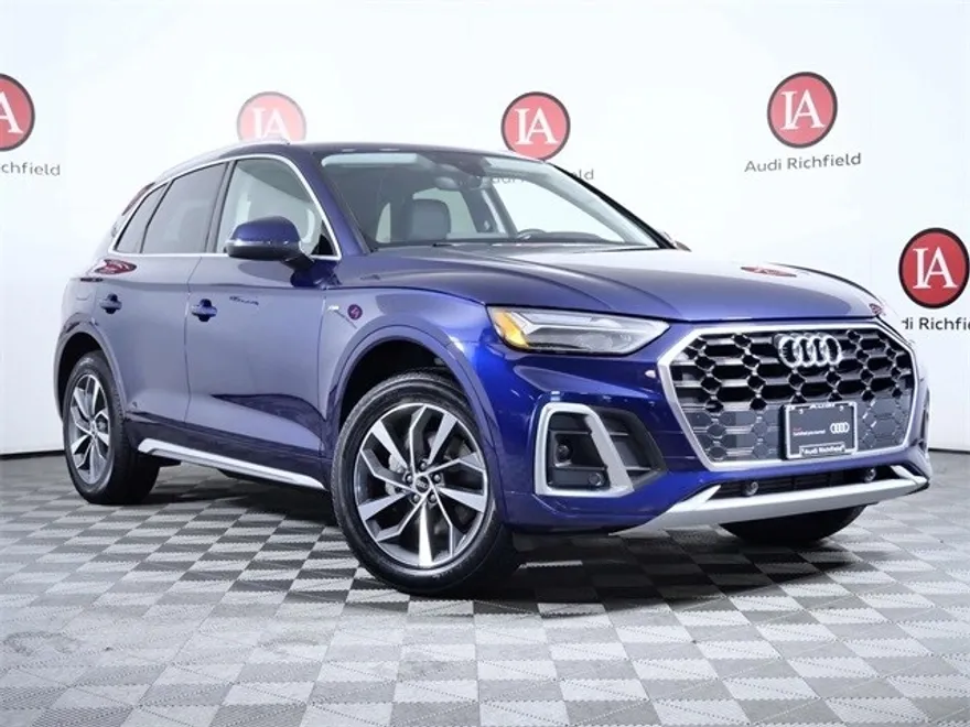 2022 Audi Q5 45 S line Premium photo 1