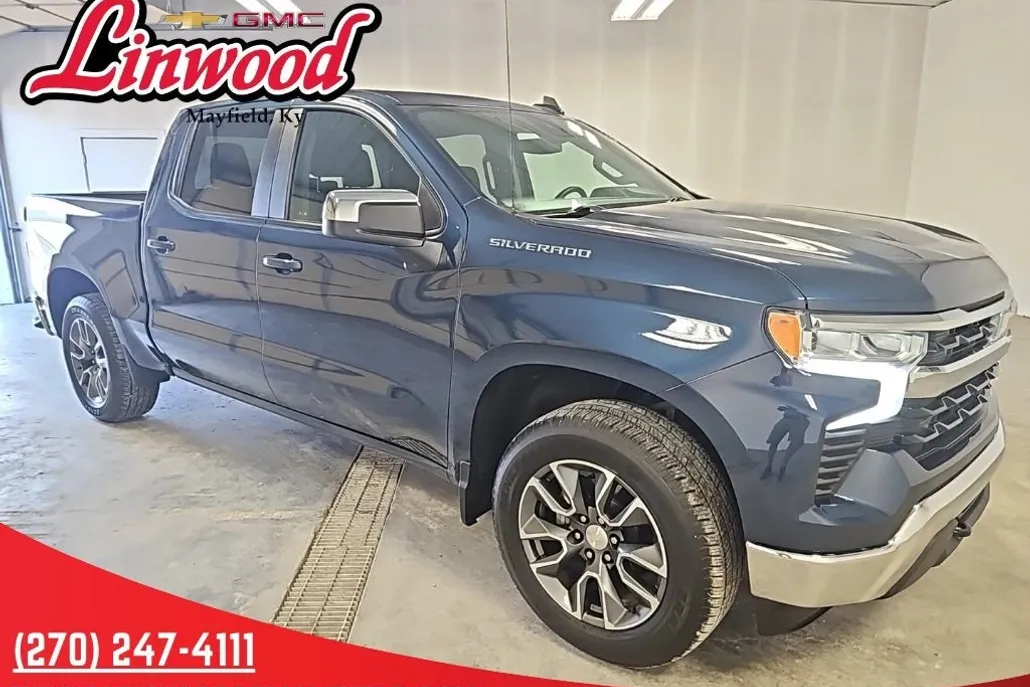 2023 Chevrolet Silverado 1500 LT photo 1