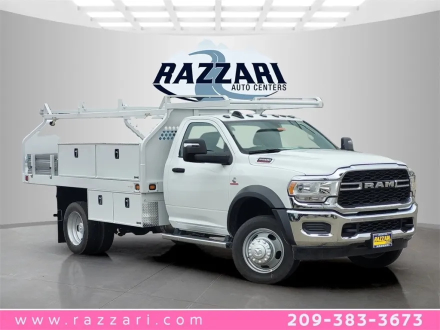 2024 Ram 5500 Tradesman photo 1