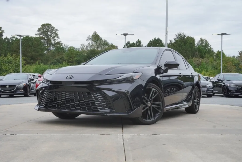 2025 Toyota Camry XSE photo 1