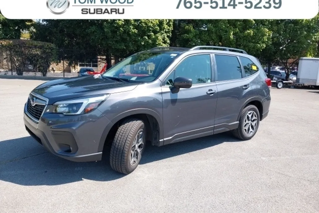 2021 Subaru Forester Premium photo 1