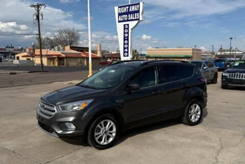 2018 Ford Escape SE photo 1