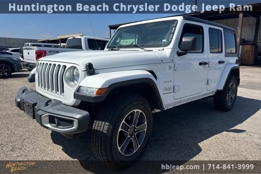 2023 Jeep Wrangler Sahara photo 1