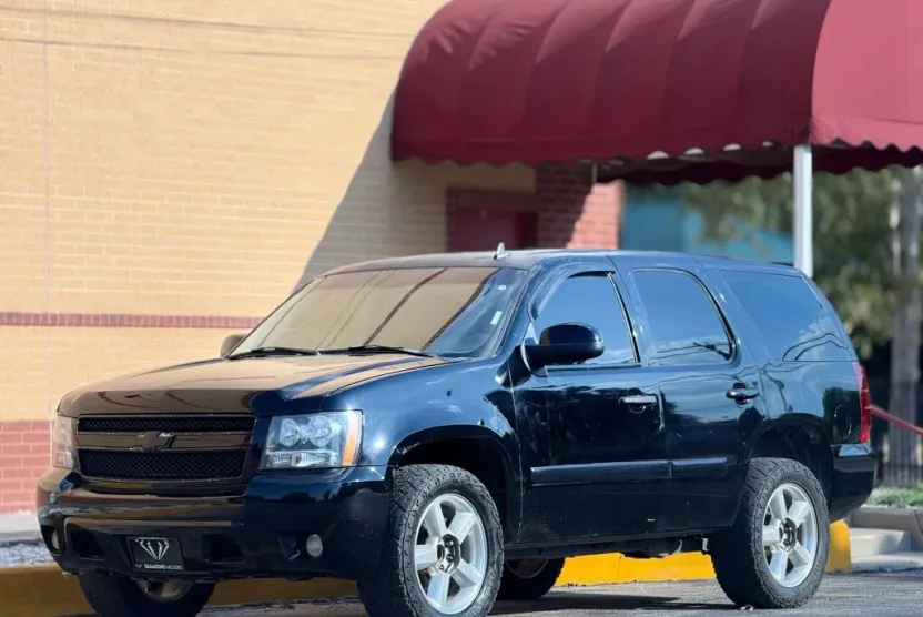 2008 Chevrolet Tahoe LT photo 1