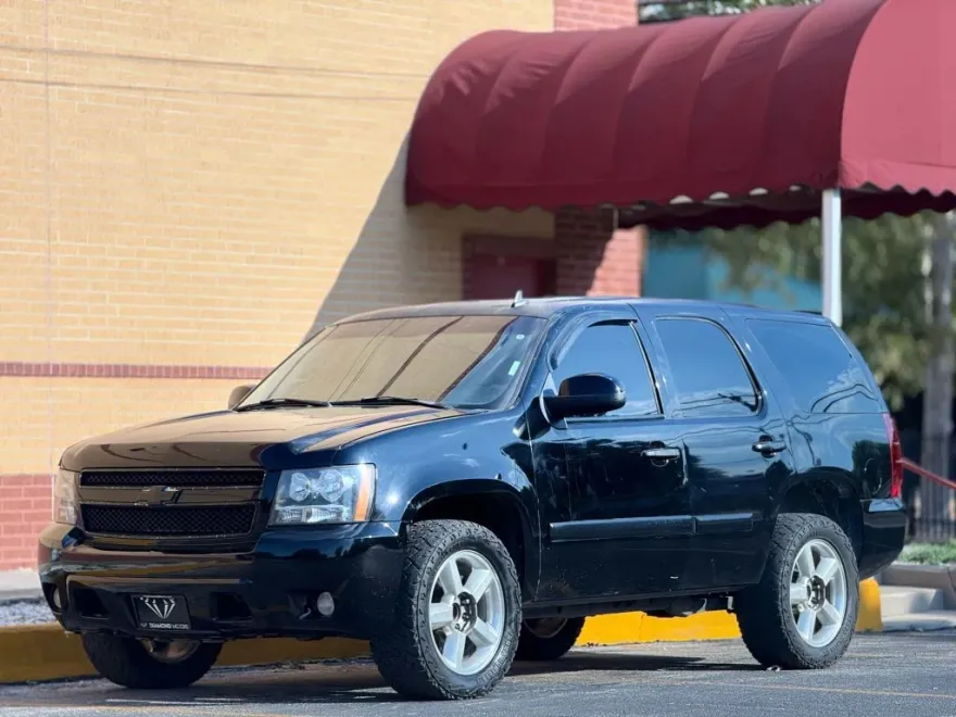 2008 Chevrolet Tahoe LT photo 1