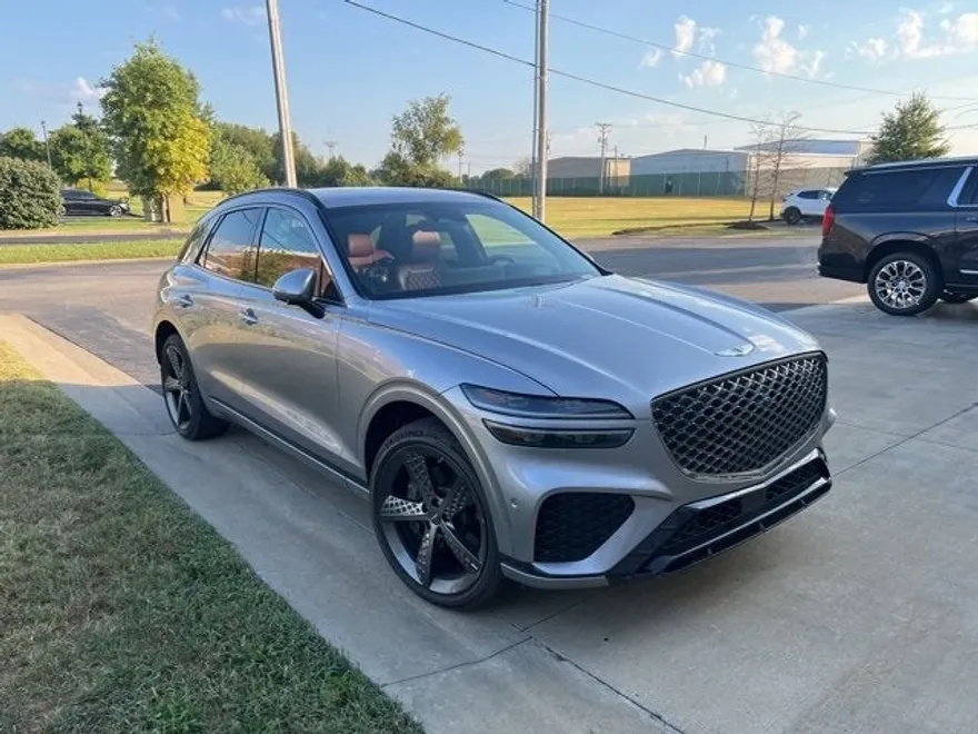 2024 Genesis GV70 3.5T Sport photo 1