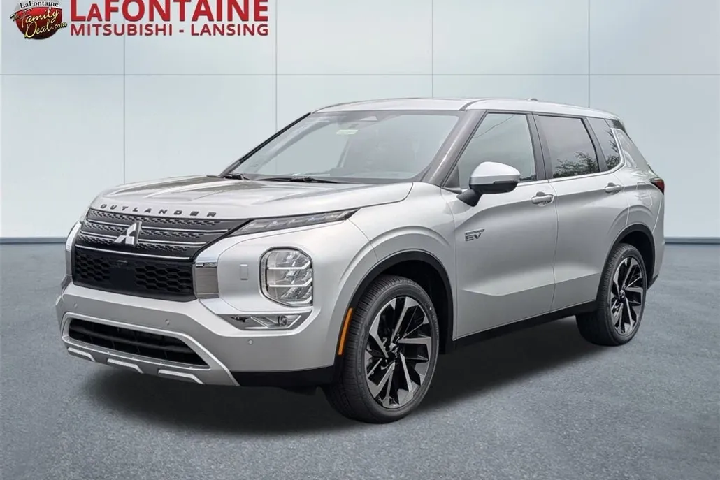 2025 Mitsubishi Outlander PHEV SE photo 1